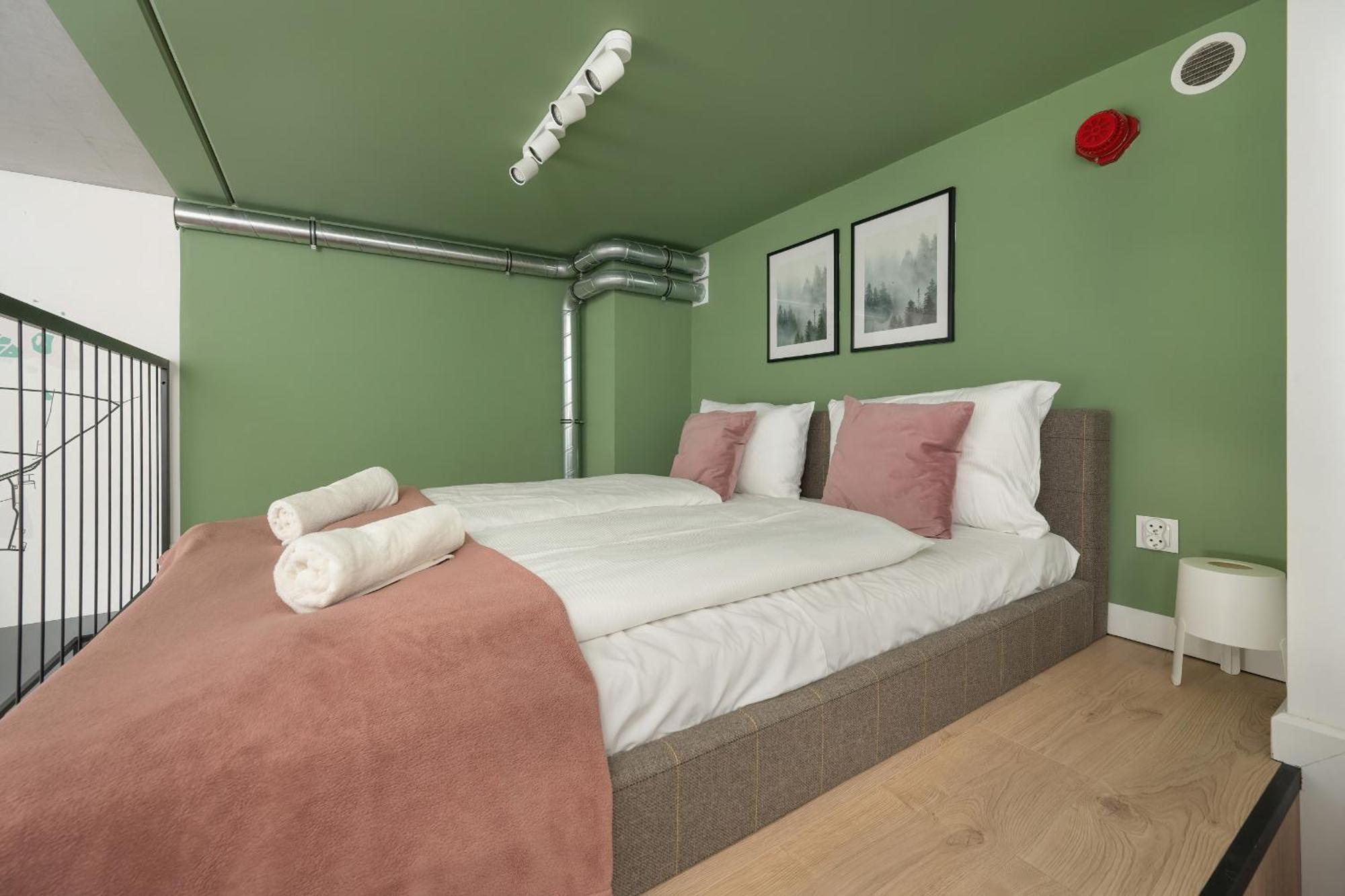 Airport Zarembowicza By Renters