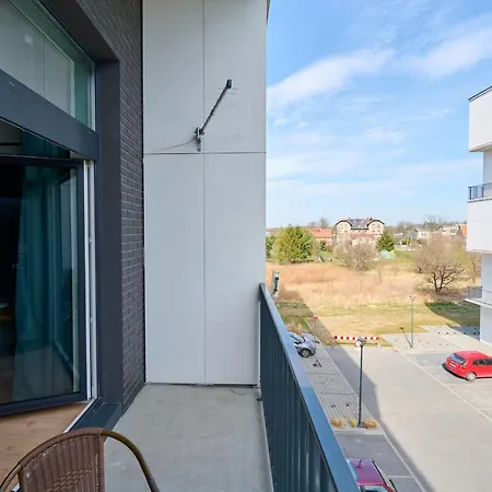 Airport Studio Zarembowicza By Noclegi Renters Breslau Exterior foto