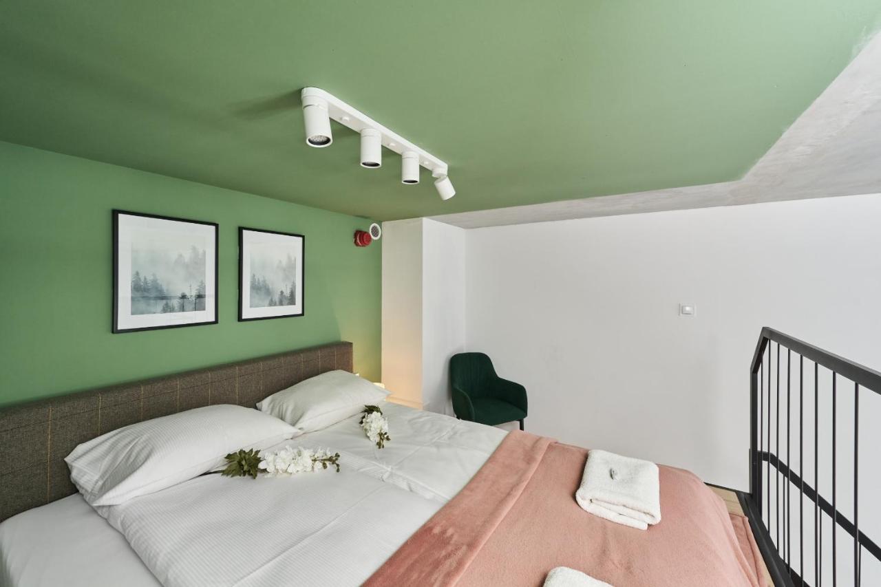 Airport Zarembowicza By Renters *